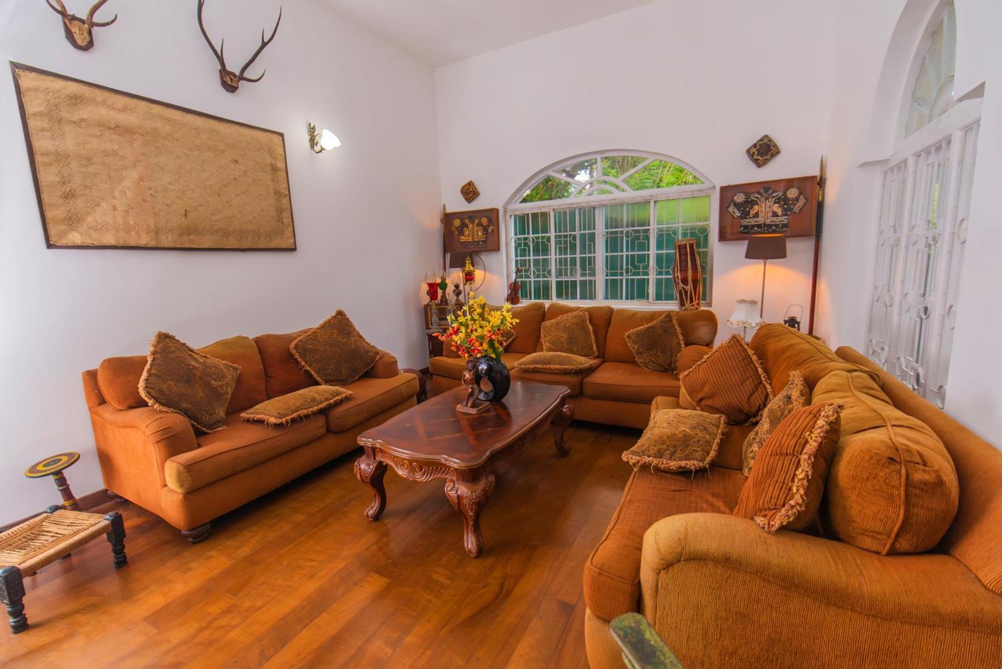 Chaminrich Villa Kandy Bagian luar foto