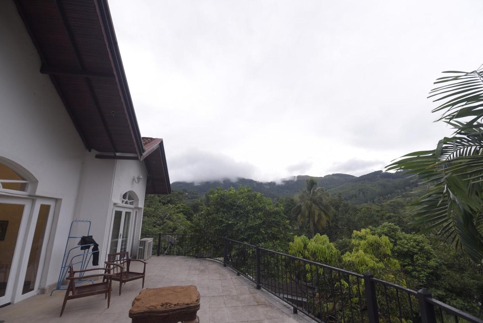 Chaminrich Villa Kandy Bagian luar foto